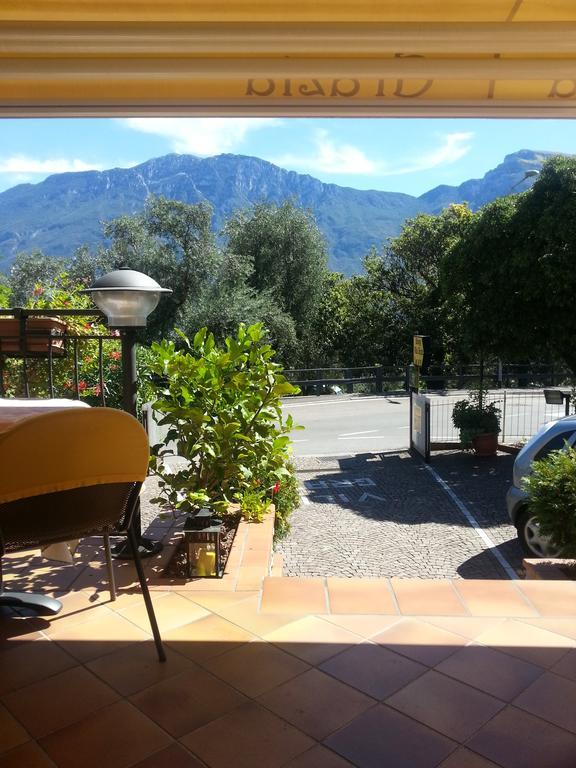 Hotel Villa Grazia 利莫内-苏尔加达 外观 照片